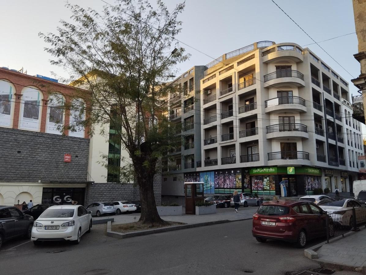 House Number 1 In Kutaisi Apartment Exterior photo